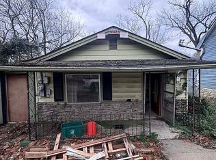 63 Wall St, Eureka Springs, AR 72632