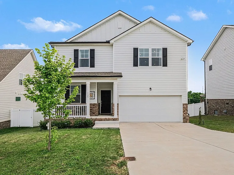 139 Millbrook Dr — Photo 1