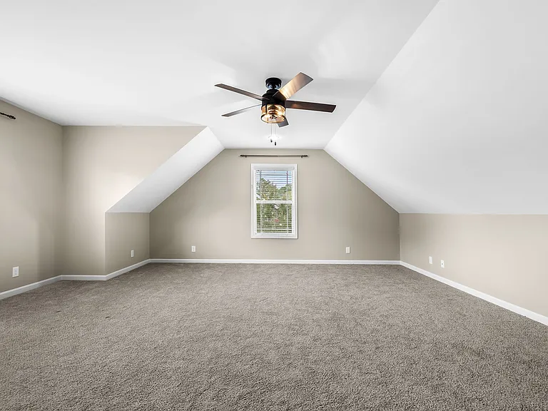 105 Cumberland Ct — Photo 19