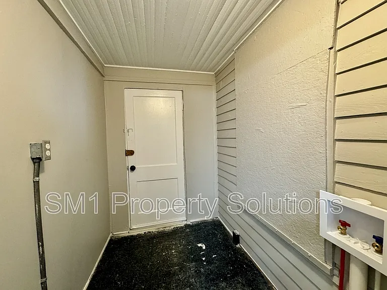 702 Silver Ave #A — Photo 8