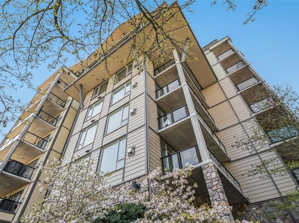194 Beachside Dr #604, Parksville, BC V9P 0B1