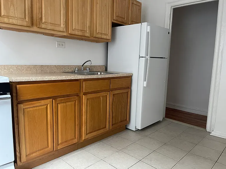 3215-3217 Hull Ave #3C — Photo 15