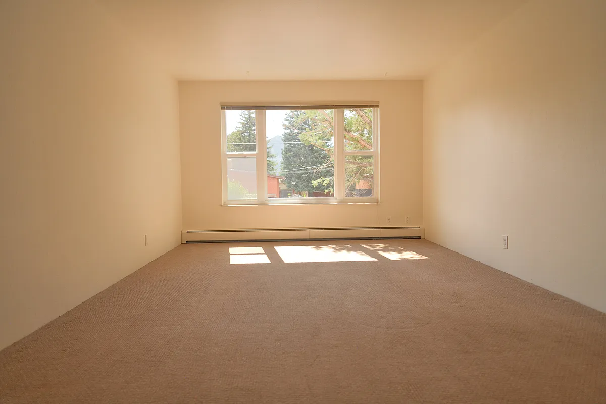 Building Photo - 840 Plymouth Dr #306