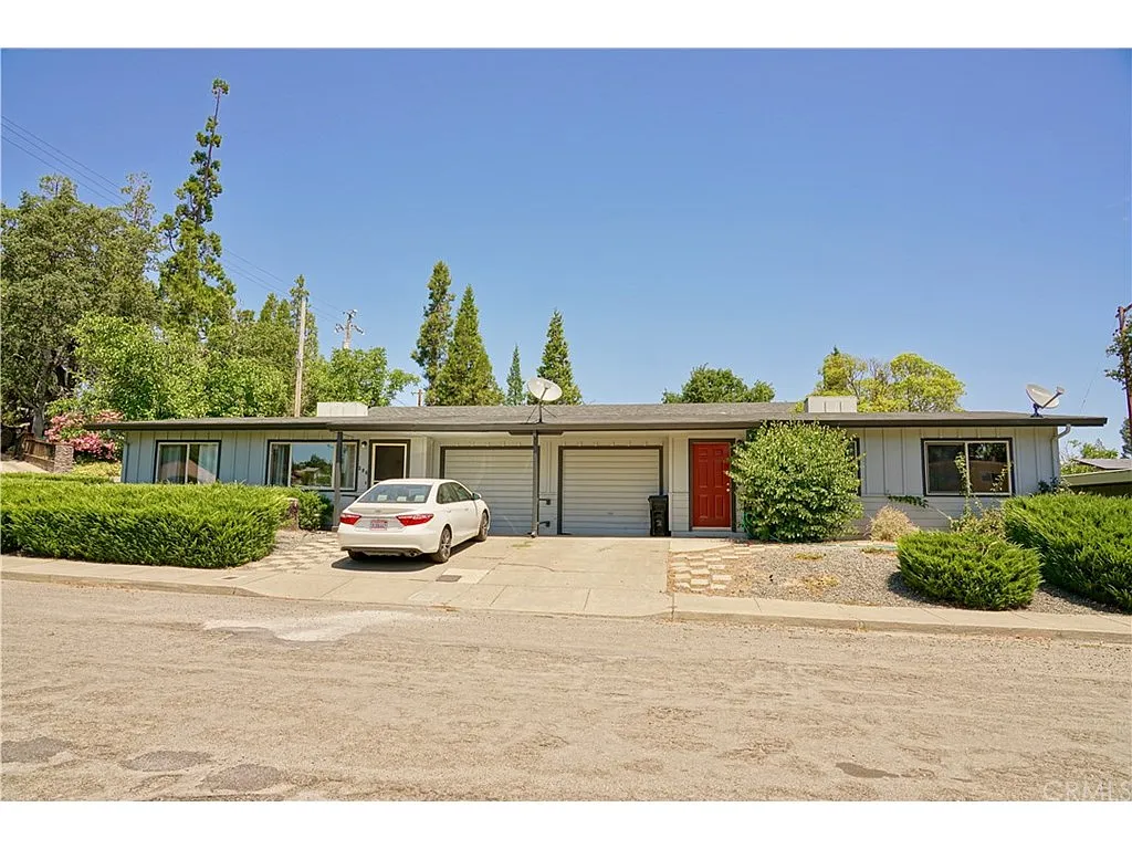 394 17th St photo 1