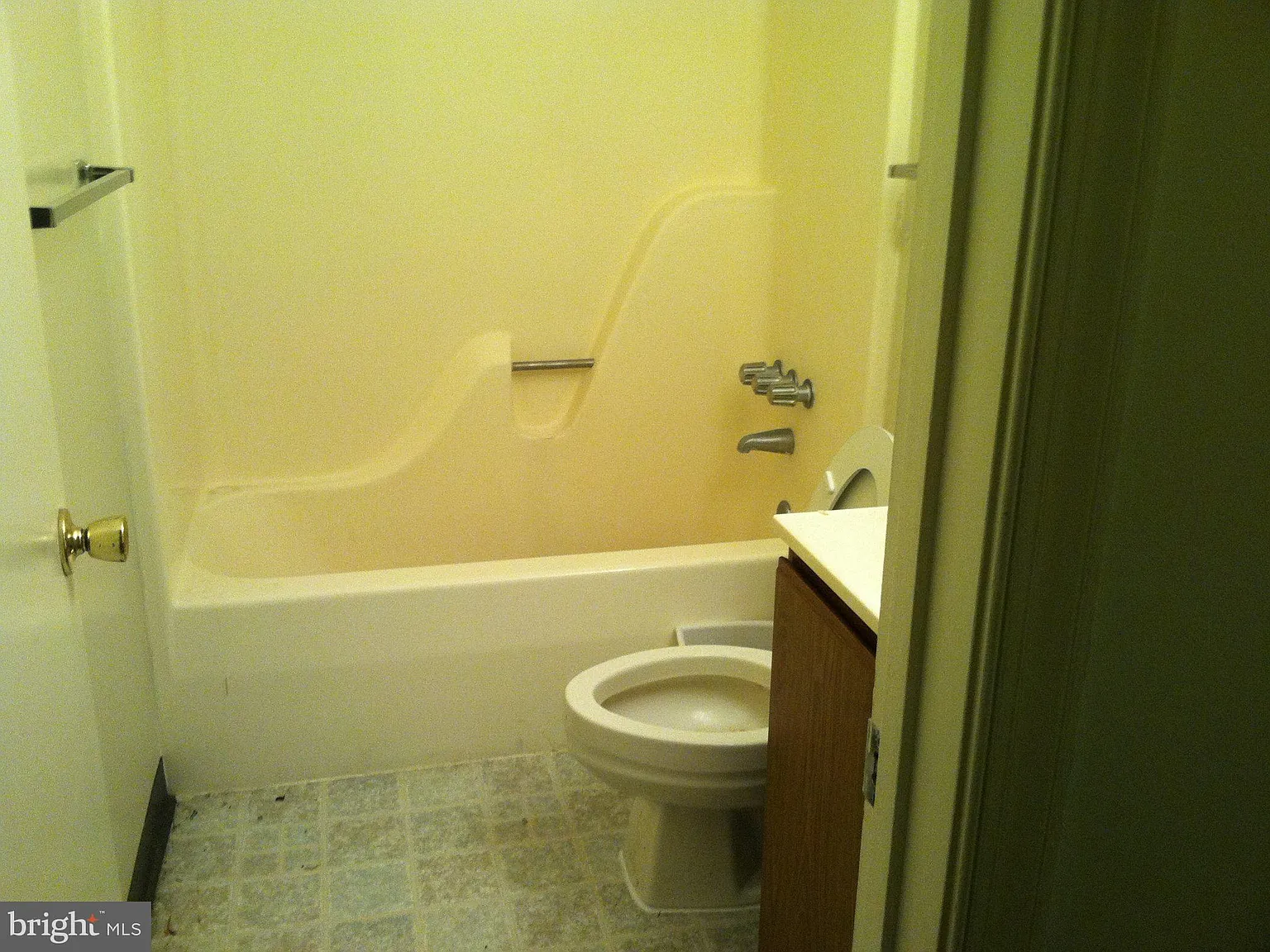 51 Depaul St — Photo 4