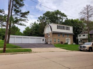 312 Edwards Ave, Dundee, IL 60118