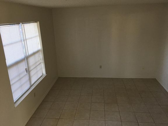 2nd image of 1520 Western Oaks Dr #1524