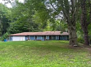 1972 N Greenmeadow Ct, Sanford, MI 48657