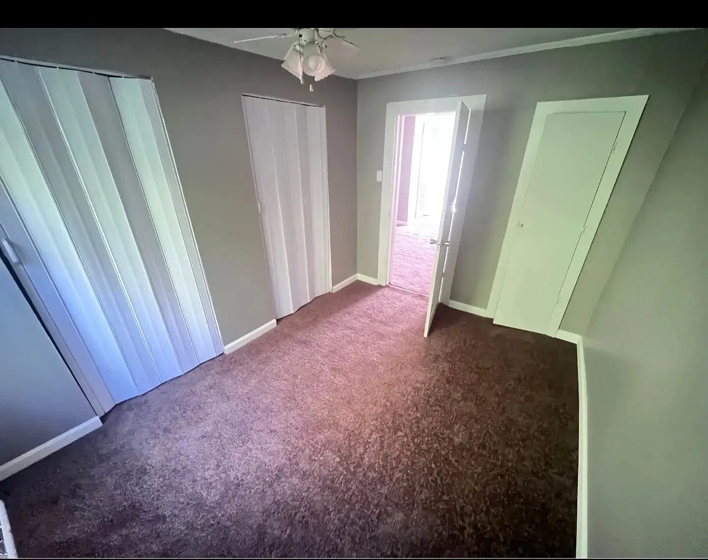2420 Leaphart Rd - 2 — Photo 2