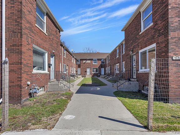 3rd image of 764 Woodmere St