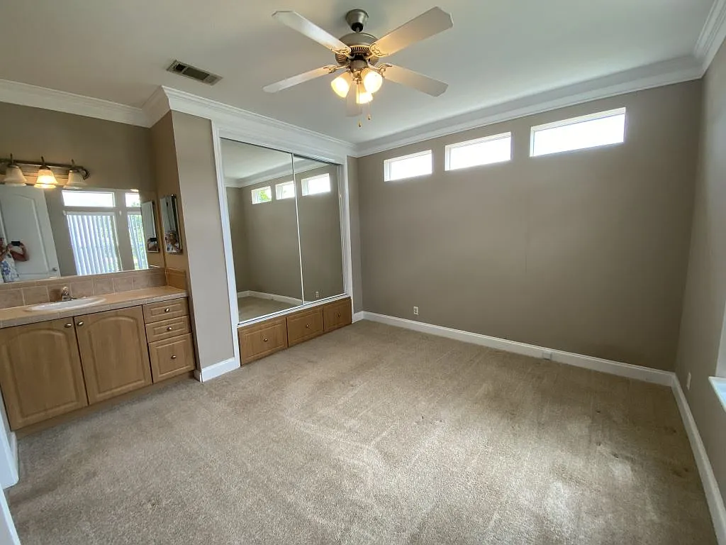 1 bed, 1.0 bath, 840 sqft, $1,499 — Photo 3