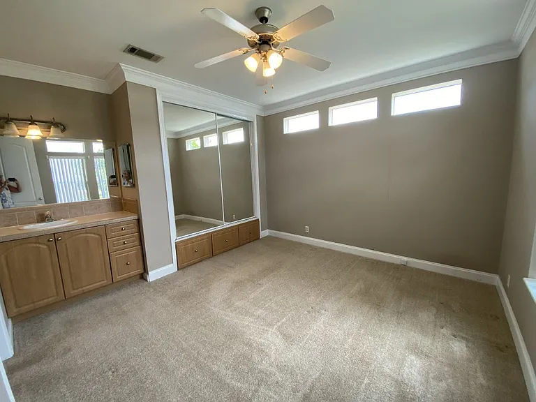 34 Freedom Dr #26 — Photo 8