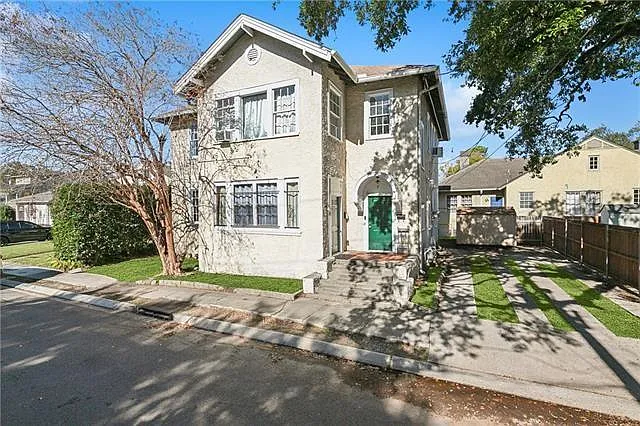 5819 Clara St — Photo 1
