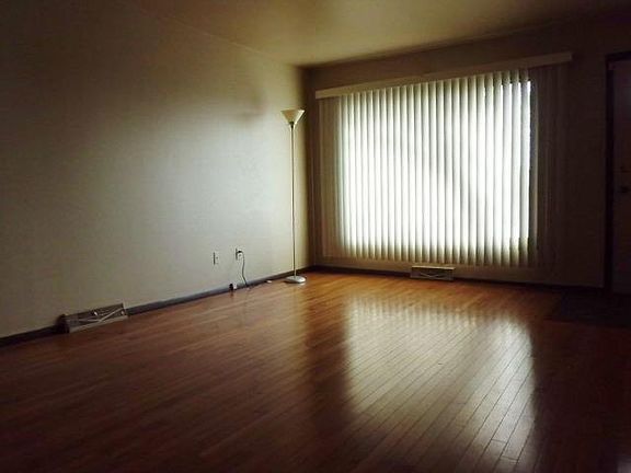 4th image of 5924 Marbella Ave