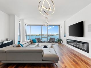 300 Pier 4 Blvd #5C, Boston, MA 02210