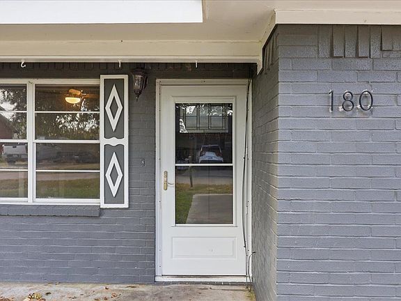 4th image of 180 Schoolview Dr
