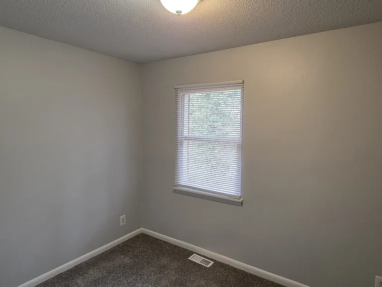 1923 Vantage Point Pl #A — Photo 19