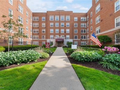 19101 Van Aken Blvd APT 422, Shaker Heights, OH, 44122
