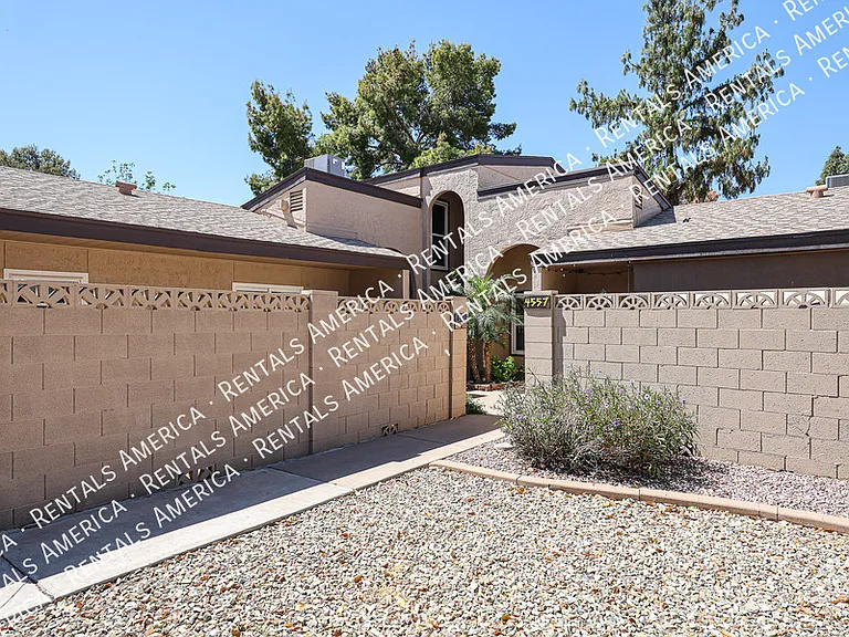 4555 W Continental Dr — Photo 1