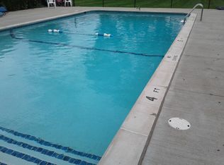 1020 Helen Ct, Madison Heights, MI 48071