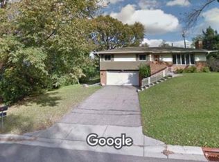 13401 Nicollet Ln, Burnsville, MN 55337