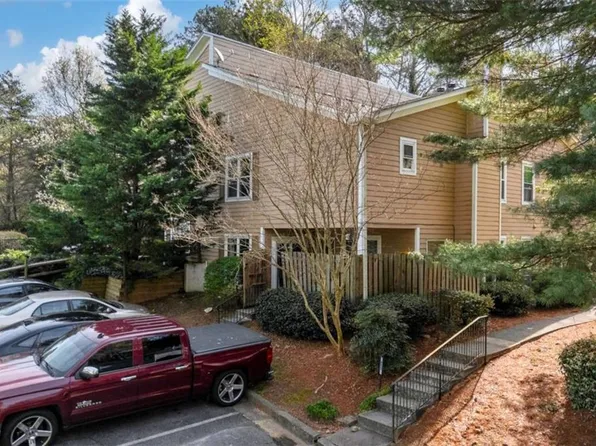 966 Wuthering Way, Norcross, GA 30093