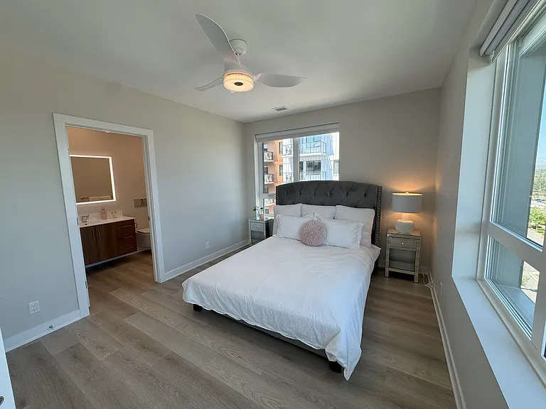 4030 University Ave NW — Photo 25