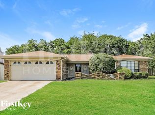 8912 S Normandale St, Fort Worth, TX 76116