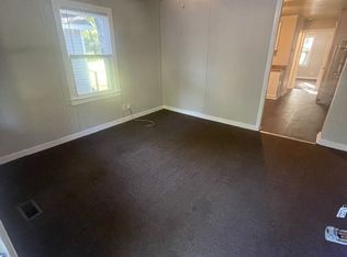 709 Cumberland St, Raleigh, NC 27610