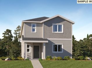 702 Nichols Ln, Woodburn, OR 97071