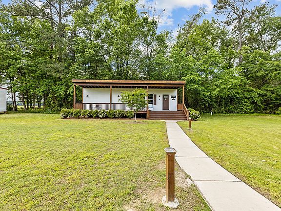 5th image of 2110 Las Flores Ln