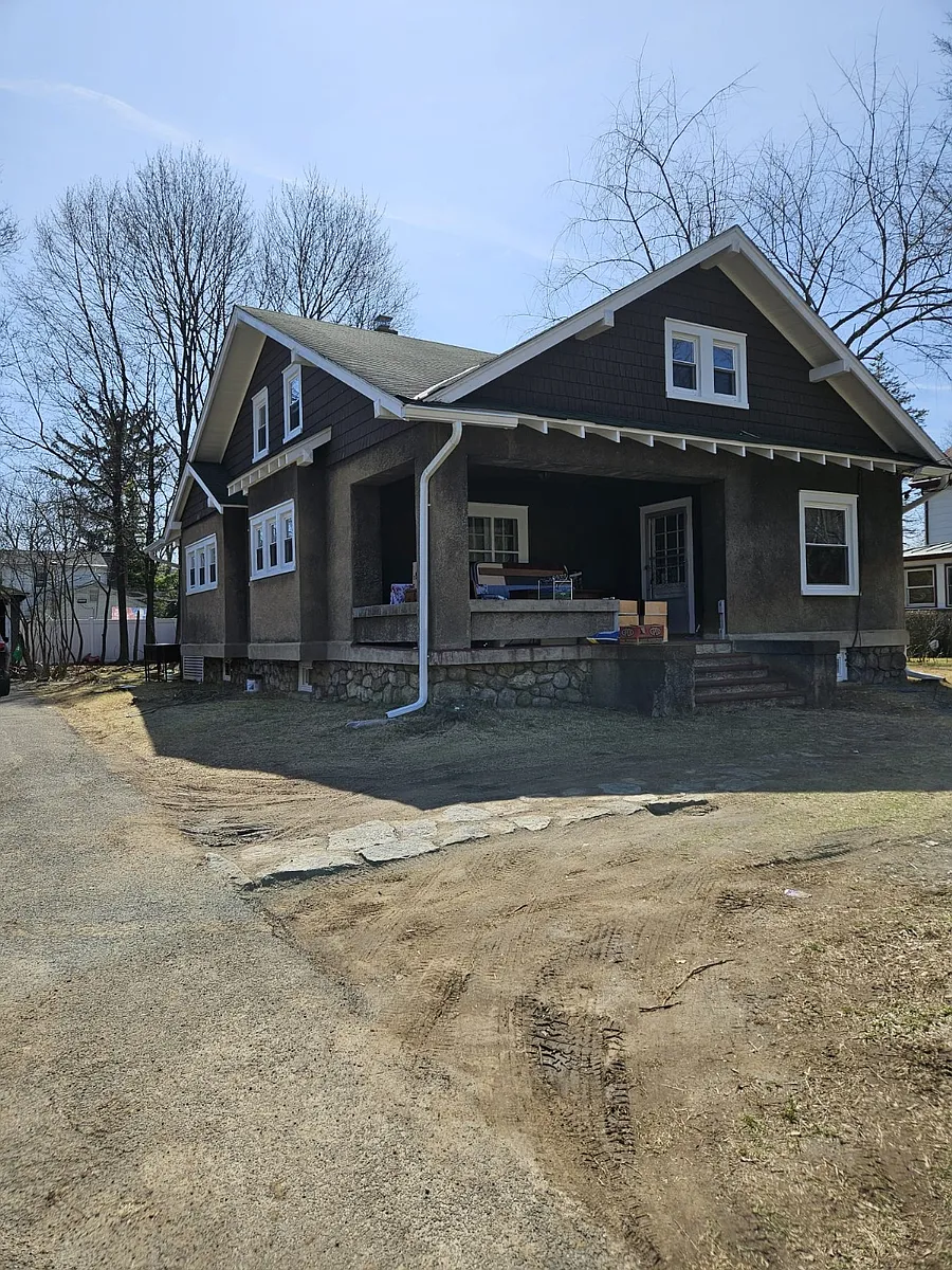 Building Photo - 127 Wayne Ave #1