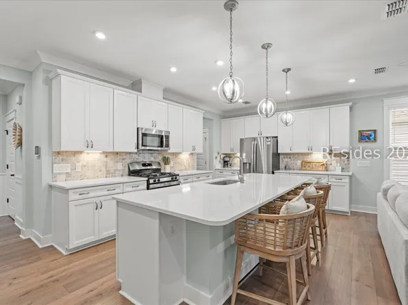 66 Slash Pine Dr, Bluffton, SC 29909