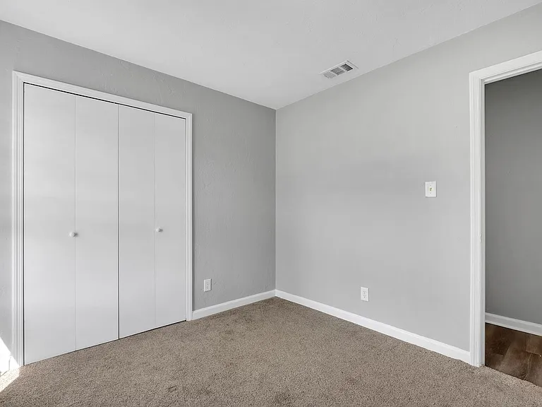 27 Sierra Rd — Photo 23