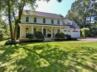 5 Leslin Ln, Sandwich, MA 02563