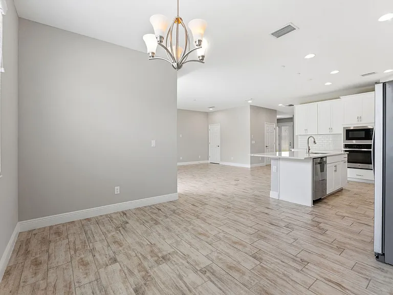 3940 Maurice Ave — Photo 17
