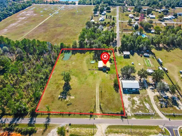 260 Our Town Rd, Wewahitchka, FL 32465