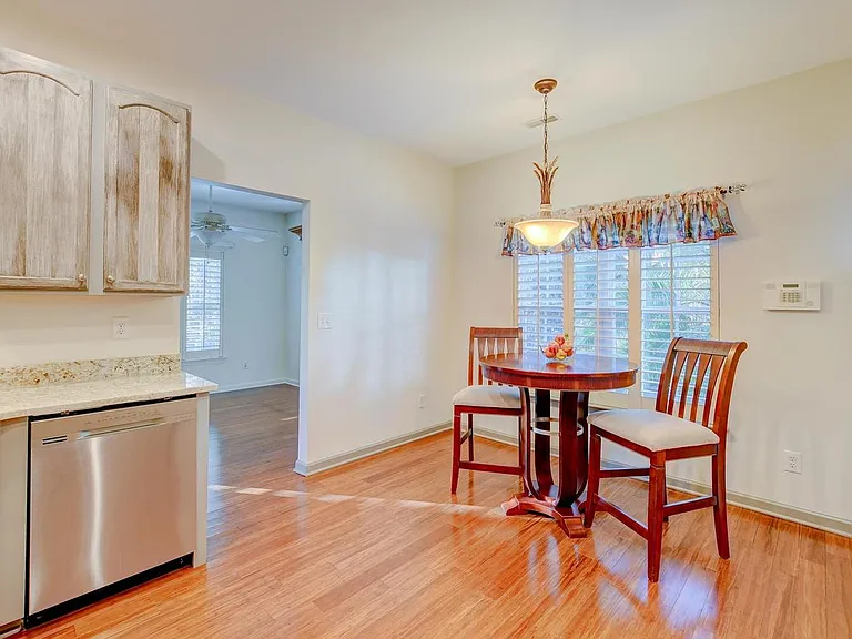 2105 Summerwood Dr — Photo 33