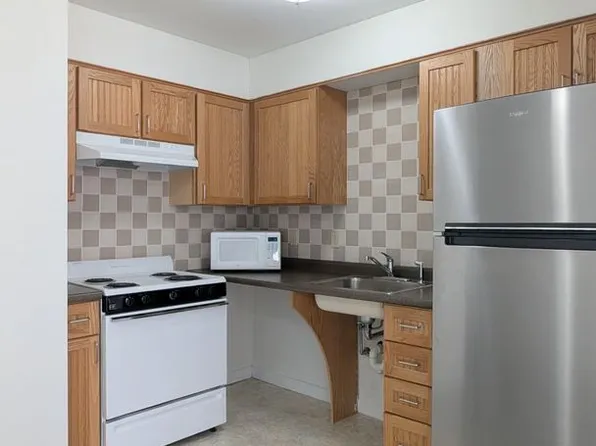 Howell House, 44 Sewall St #104, Augusta, ME 04330