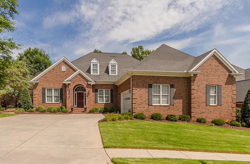1st image of 4138 Shady Oaks Dr