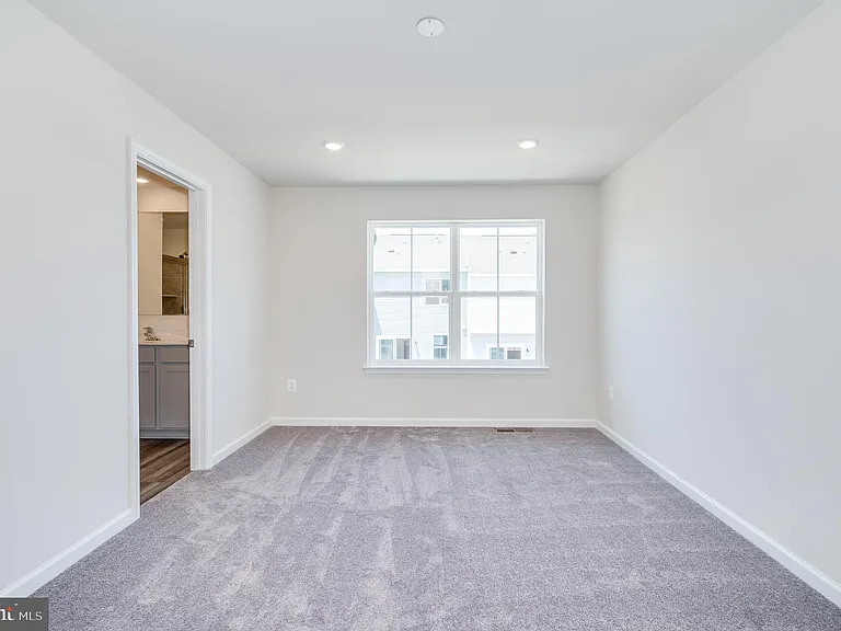 67 Swan Field Ave — Photo 40