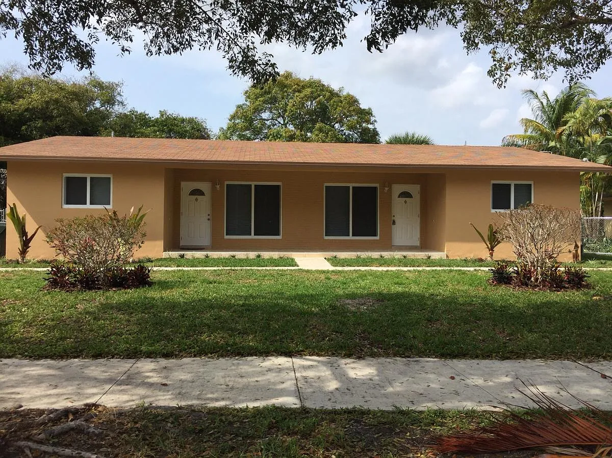 3 bed, $3,100 — Photo 1