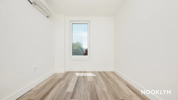 Rented by Nooklyn NYC LLC | media 40