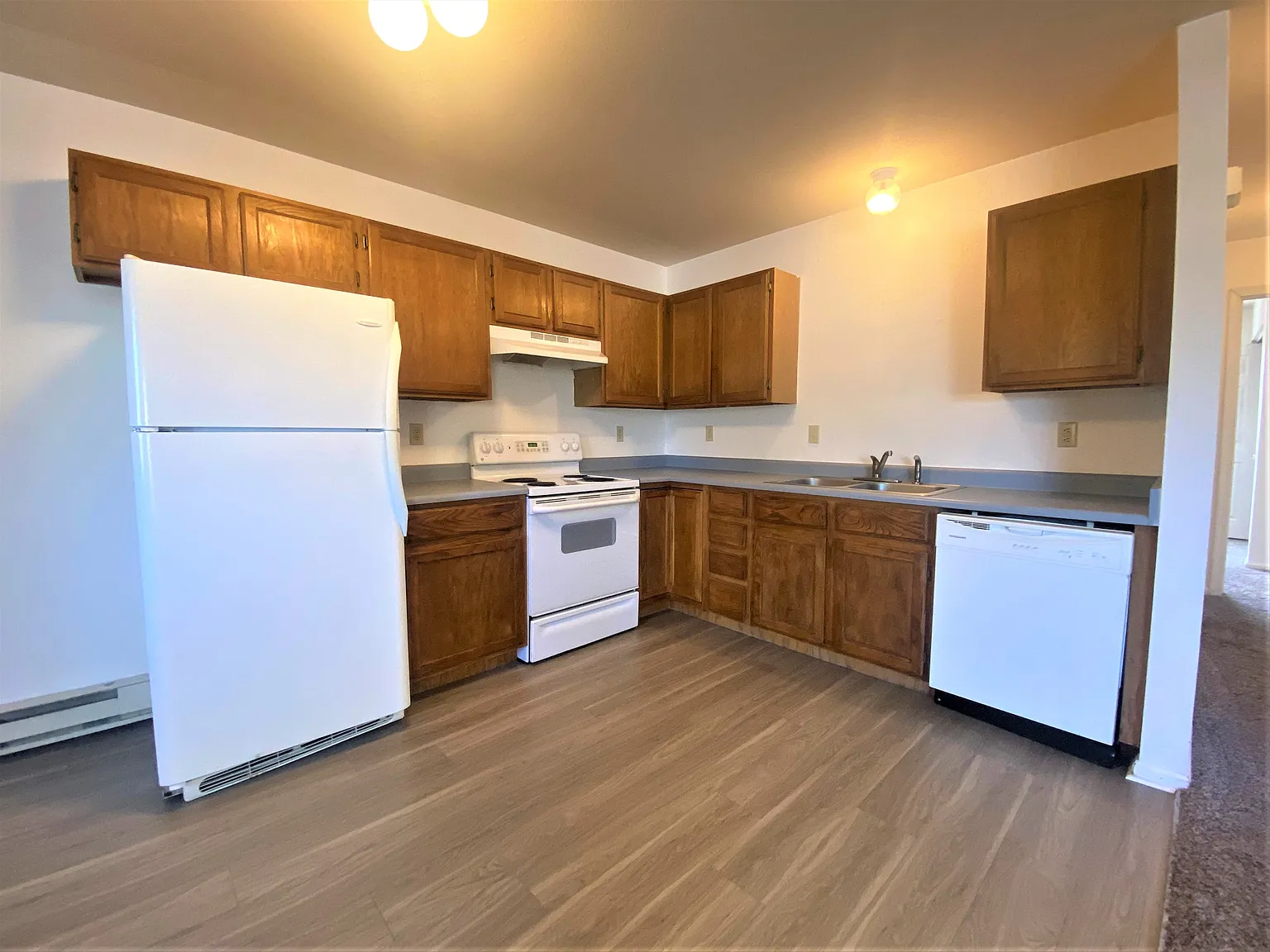 2 bed, 850 sqft, $1,395 — Photo 3