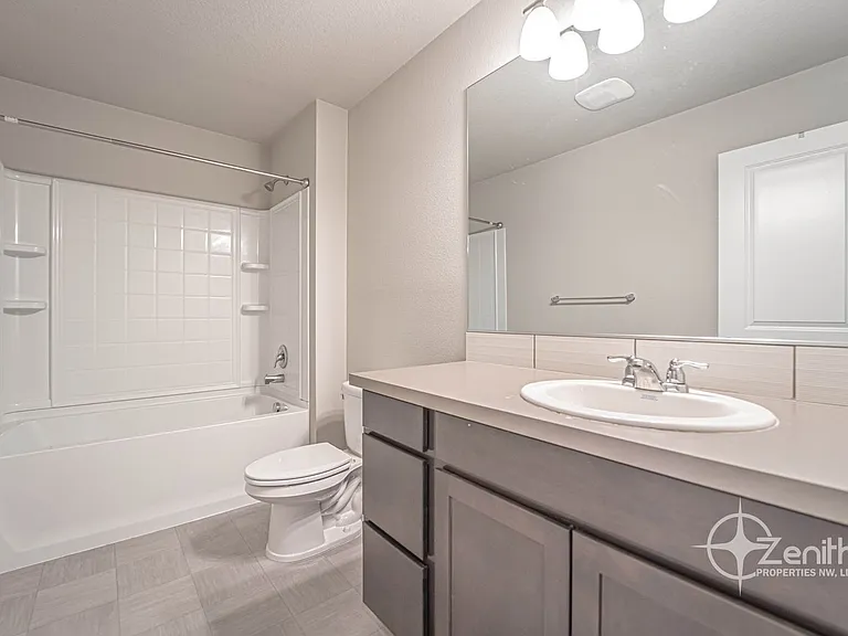 2608 S White Salmon Dr — Photo 25