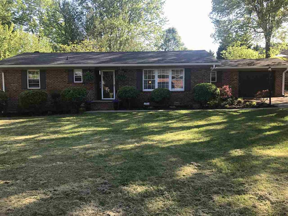1st image of 1111 Greenwood Trl NW