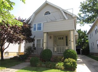 2227 Northland Ave, Lakewood, OH