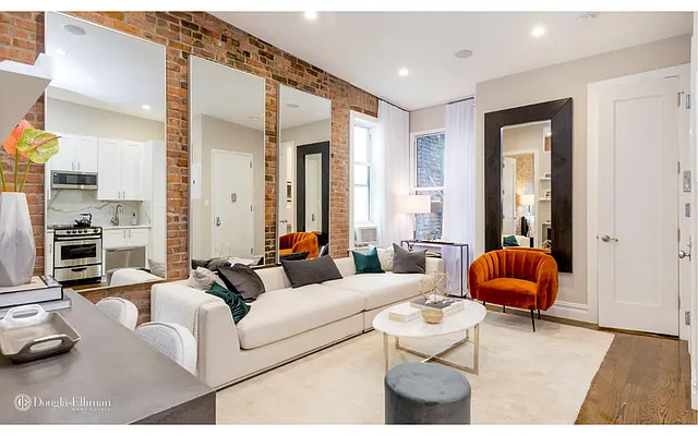 Rented by Douglas Elliman | media 25