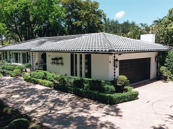 5th image of 16241 W Troon Cir