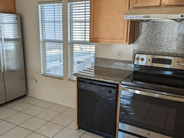 3210 Amaro Ln — Photo 5